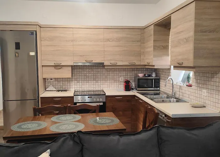 Cliffside Heaven Apartment